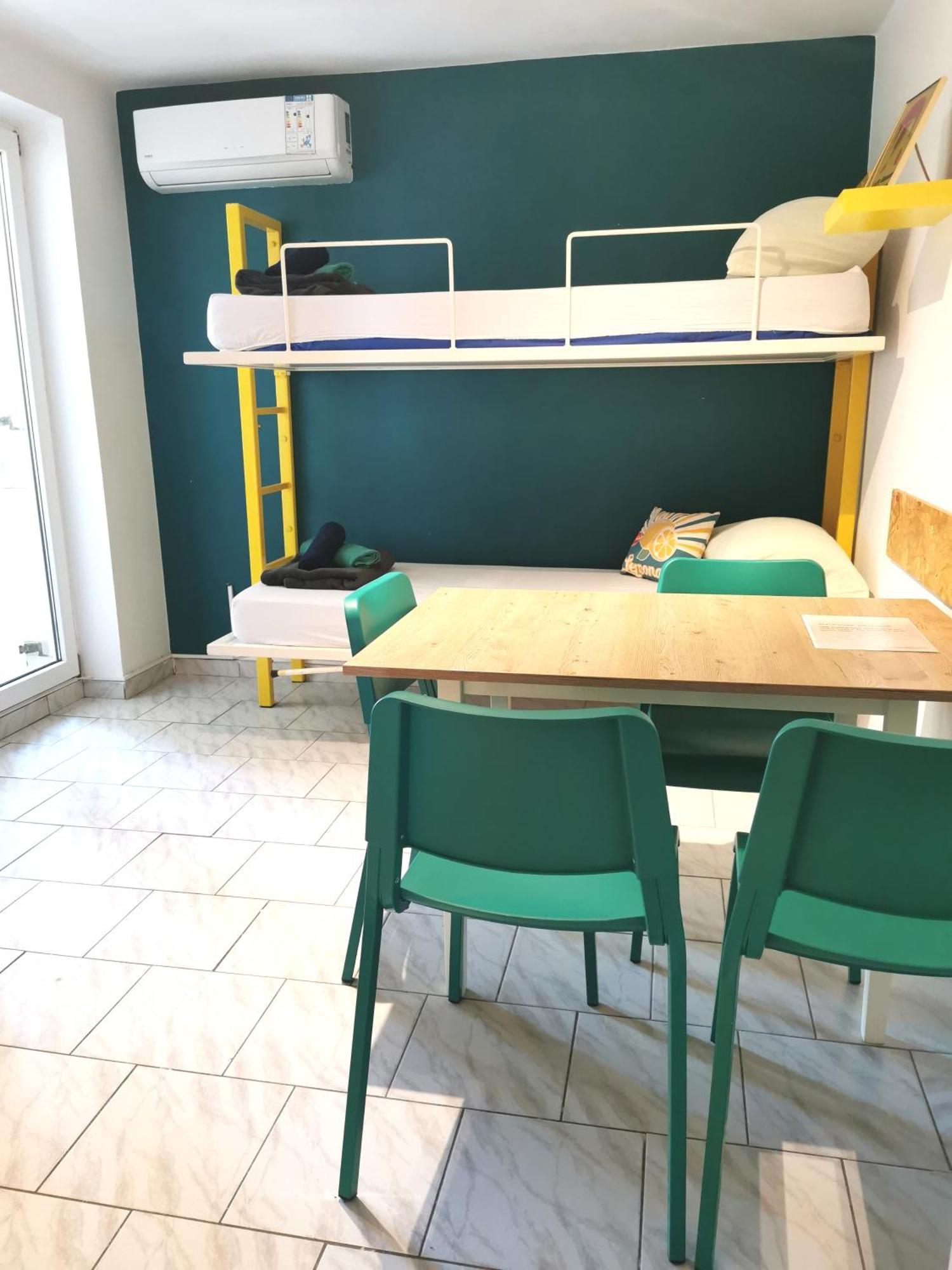 Apartments Silver Novalja Pokój zdjęcie